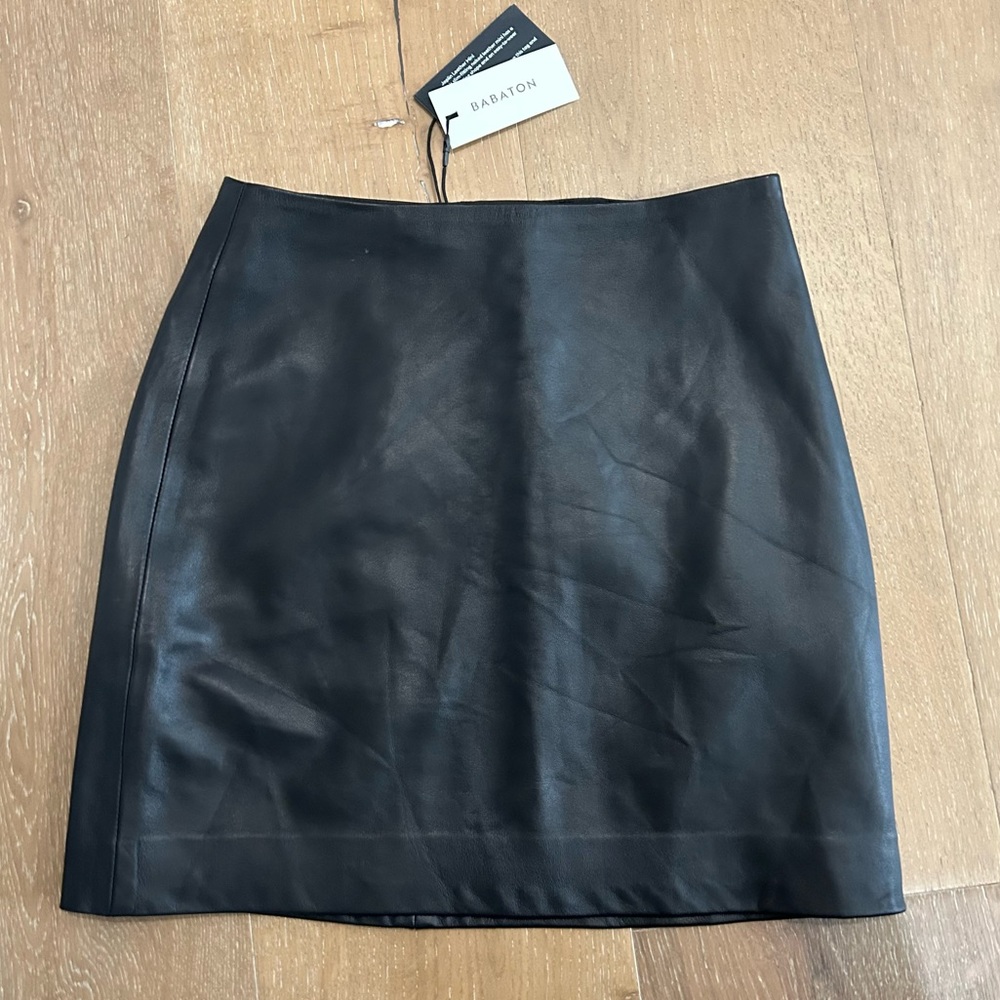 Babaton Aritzia Joplin Naked Leather Mini Skirt in Sz. 00 (Double Zero) - NWT